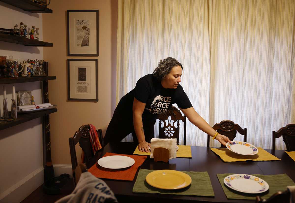 Leah Tennen and her husband, Eric Tennen, have provided a home to foster children for the past five years.