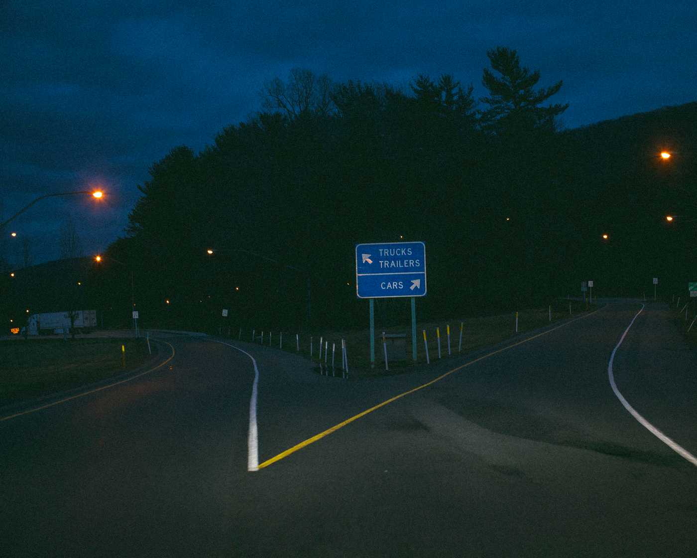 A sign at the rest area. 