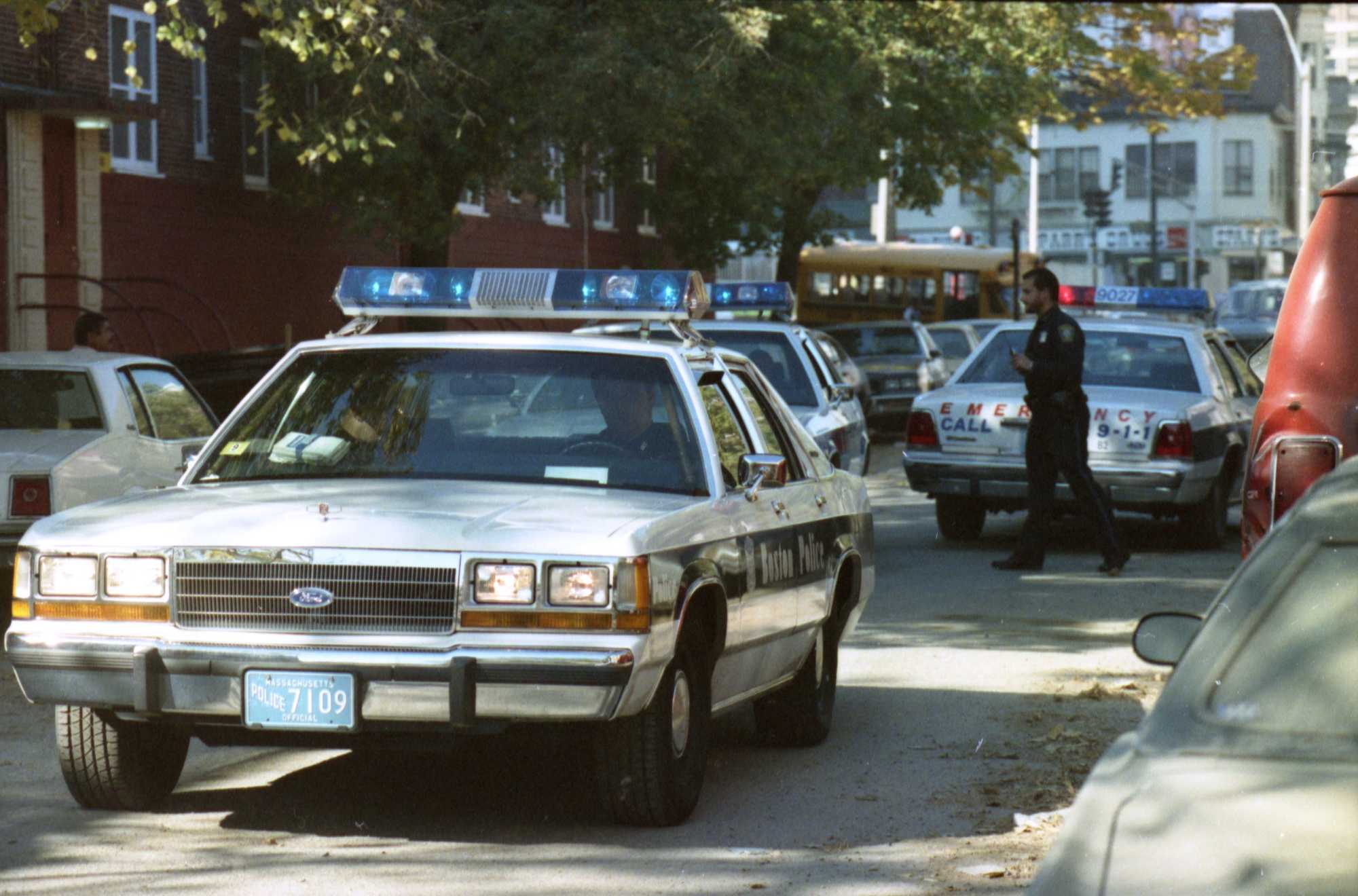 Police chased suspects on Horadan Way and Huban Court in Mission Hill on Oct. 25, 1989.