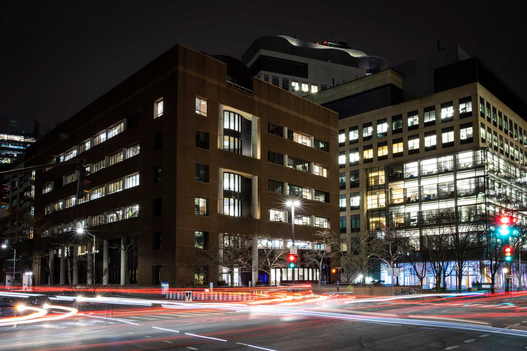 The prestigious Whitehead Institute in Kendall Square hums day and night with the biomedical research work of top scientists and their up-and-coming trainees.


