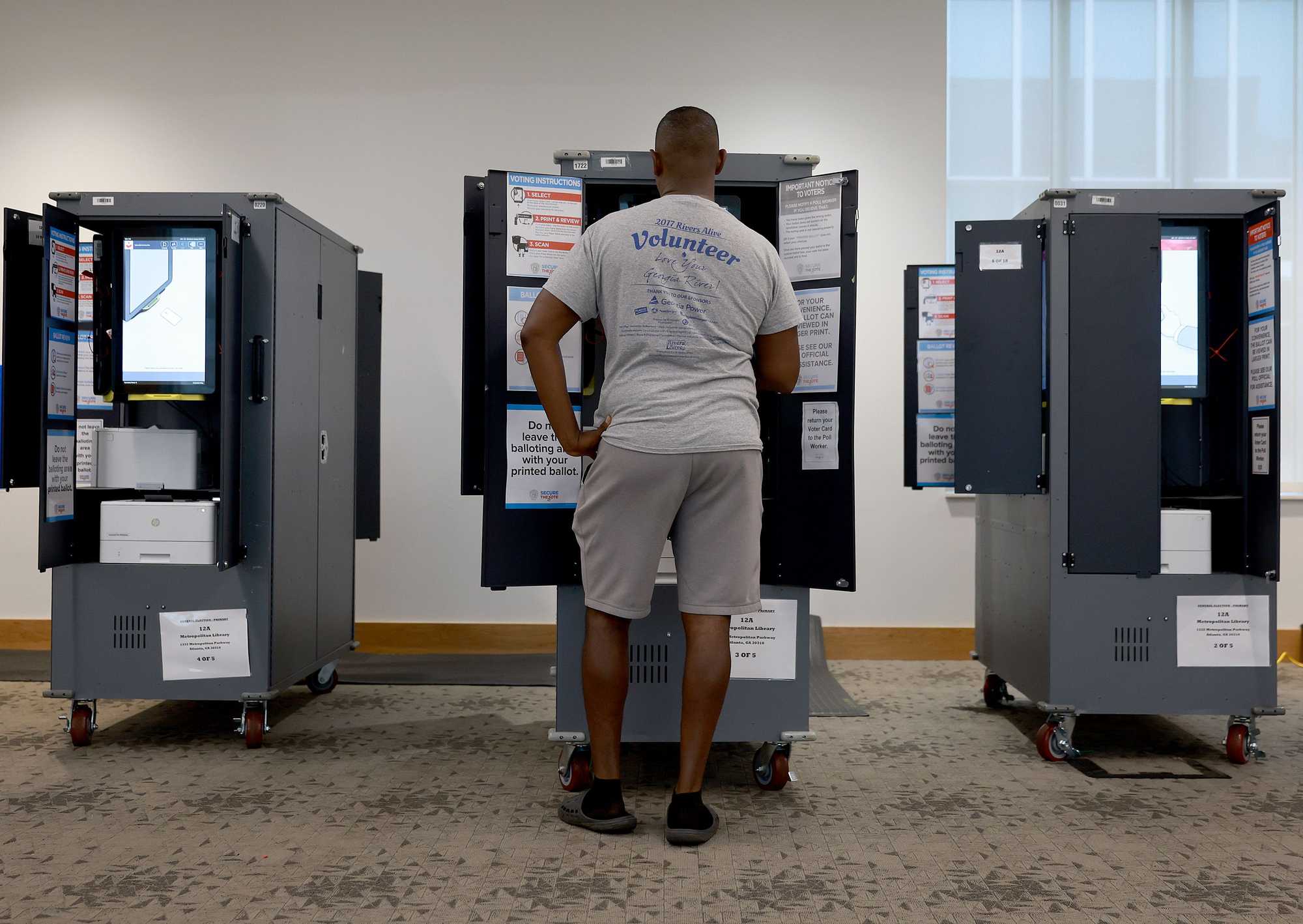 A voter filled out a ballot during the Georgia primary at the Metropolitan Library in Atlanta on May 24.