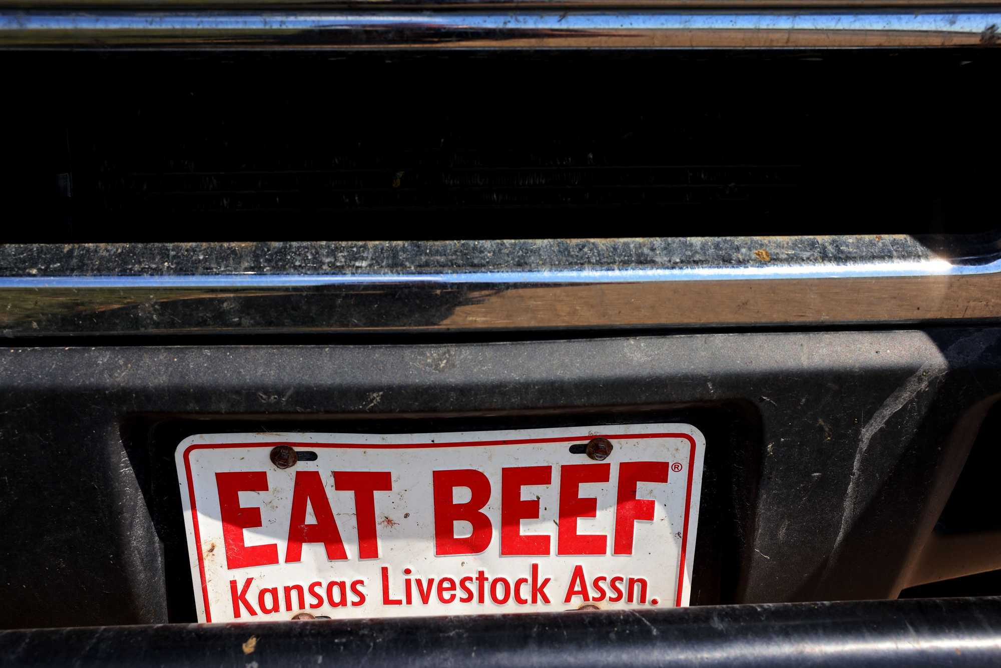 A plate on Neis's truck.