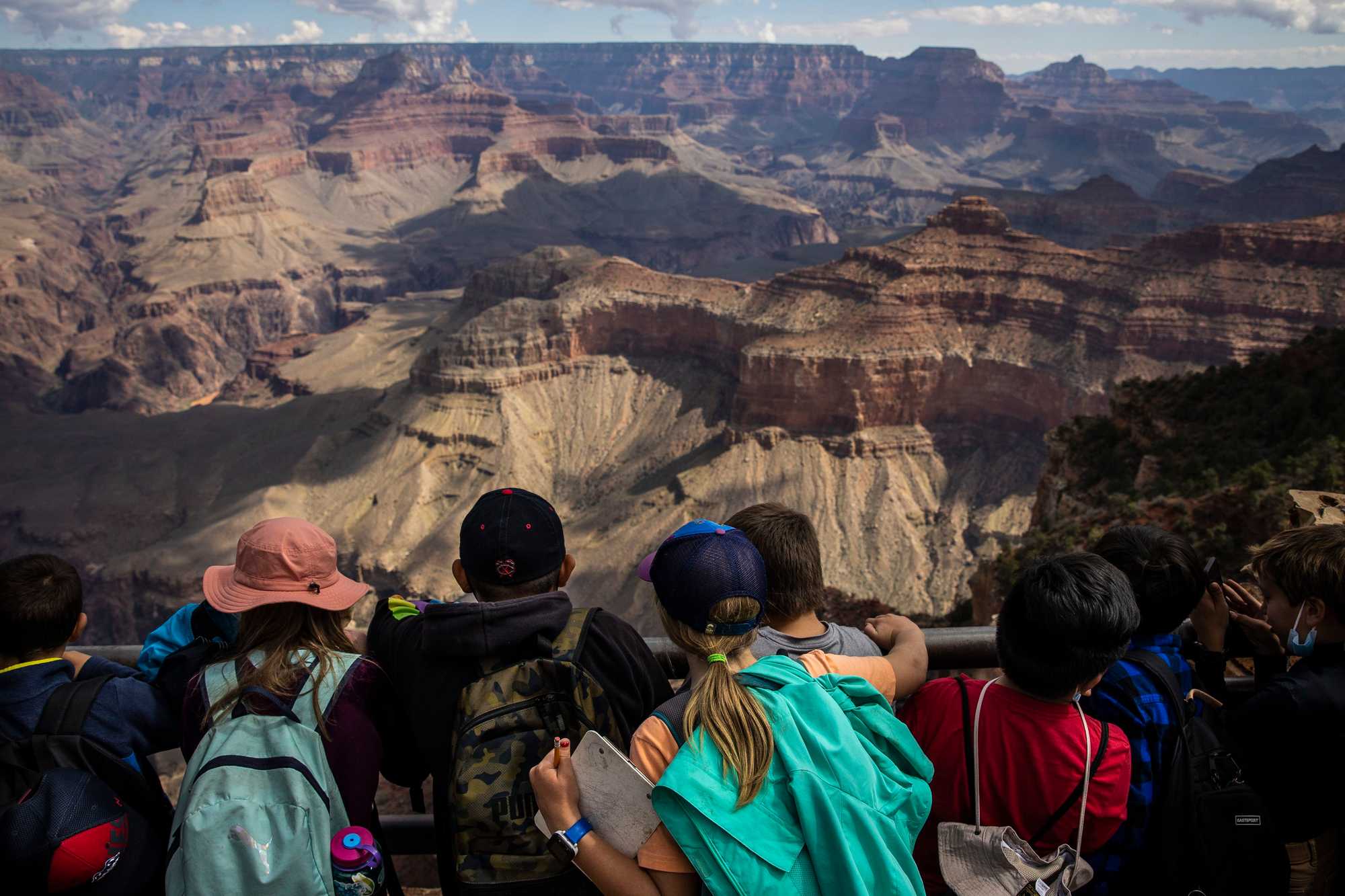 Fourth-graders looked out across the Grand Canyon while on a geology field trip. 