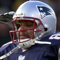 Death and distress haunt the 2001 Patriots team that kicked off a